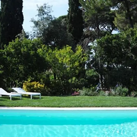 Tirilla Taralla Villa *