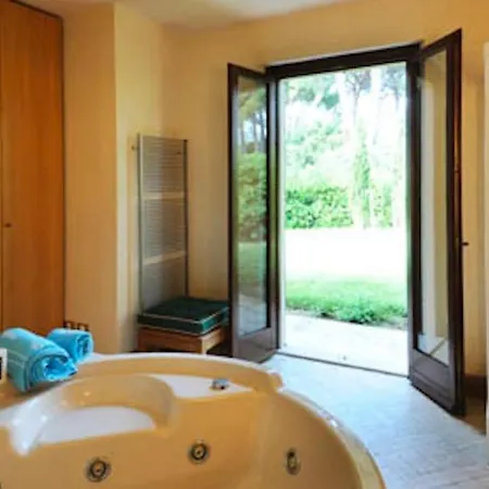 Villa Tirilla Taralla Punta Ala
